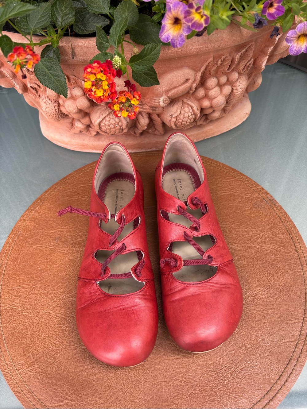 Josef Seibel Fiona 04 German Flat - Used